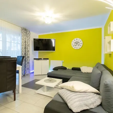 Haus Am Grossbahnhof Whg. 3 Апартаменты Остзебад Бинц