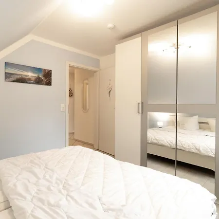 Haus Am Grossbahnhof Whg. 3 Остзебад Бинц